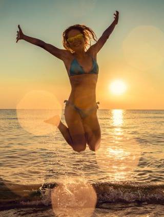 donna al mare donna al mare